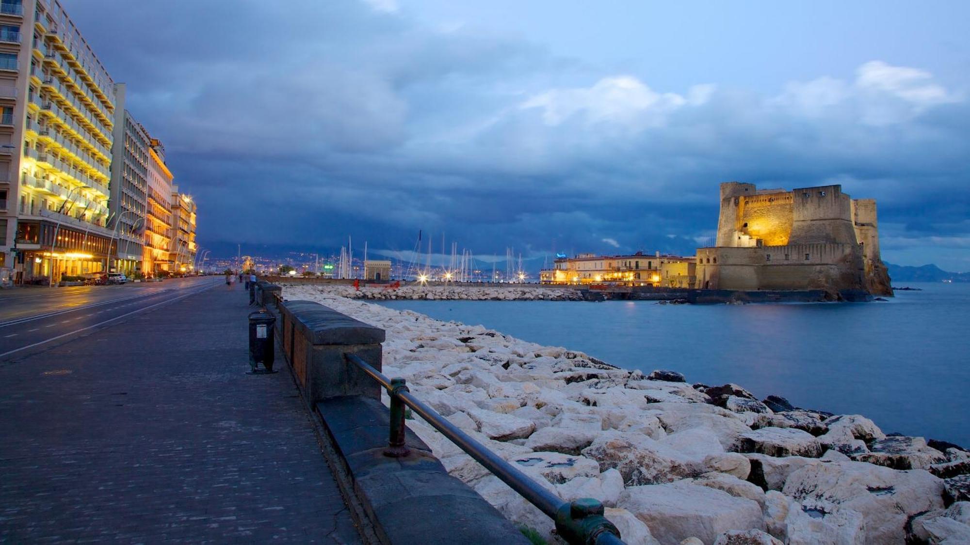 Donna Lena Relais Napoli Bed & Breakfast ภายนอก รูปภาพ